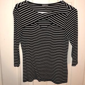 Women’s 3/4 sleeve Vince Camuto top - size Small